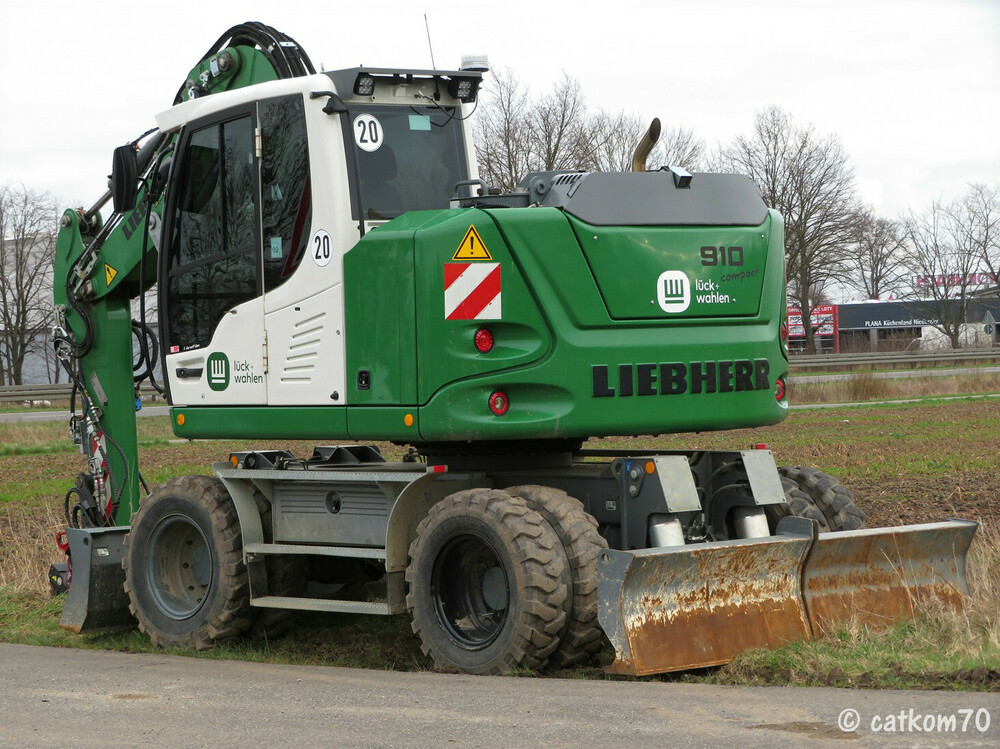 Liebherr3.thumb.jpg.ef6d788178bc864415c4eef1d9249a28.jpg