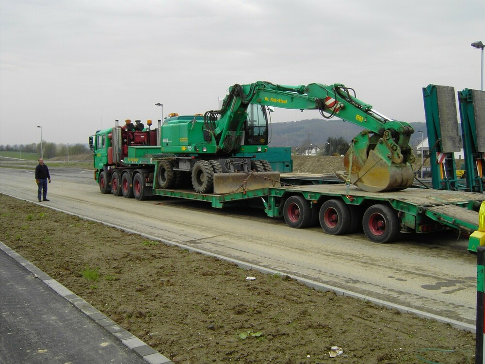 Baustelle Hossenberg März-April 051.jpg