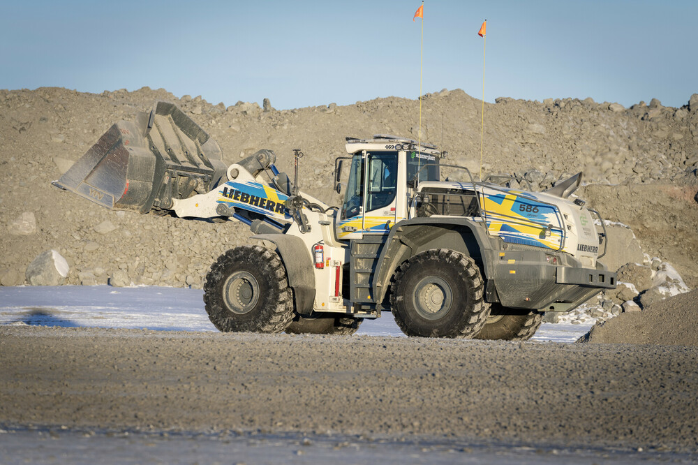 liebherr-xpower-wheel-loader-operation-report-ge-maskintjaenst-sweden-300dpi.jpg