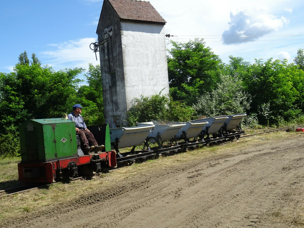 feldbahn 3.jpg