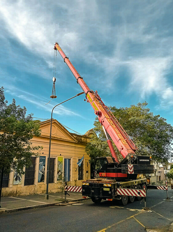 liebherr-ltm-1620-2-gruas-bovier-05_300dpi.jpg