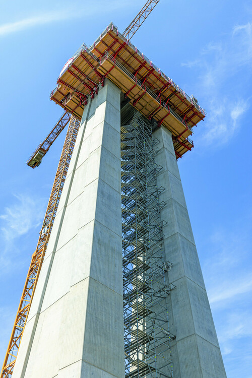 pressebild-12-peri-eine-bruecke-zwei-bauverfahren-300cmyk.jpg