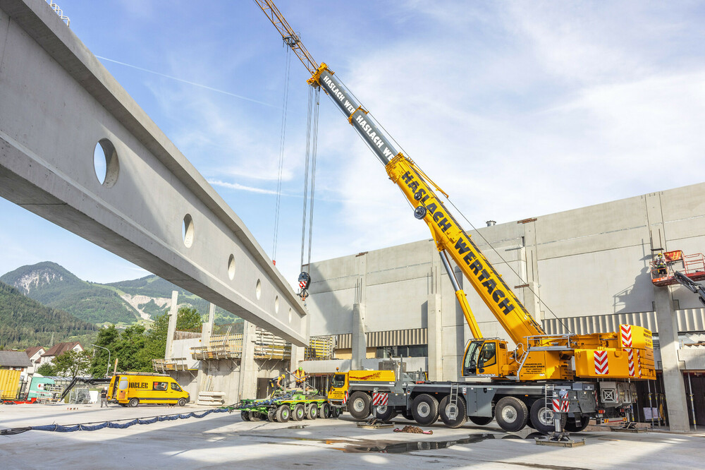 liebherr-ltm1300-6-3-haslach-03-300dpi.jpg