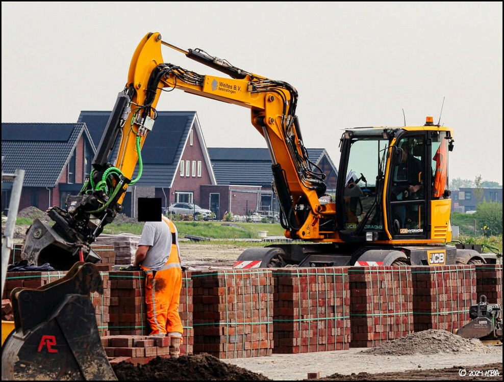 JCB_Hydradig_Winschoten.thumb.jpg.9260e30b978376c8ae9919ca9234325d.jpg