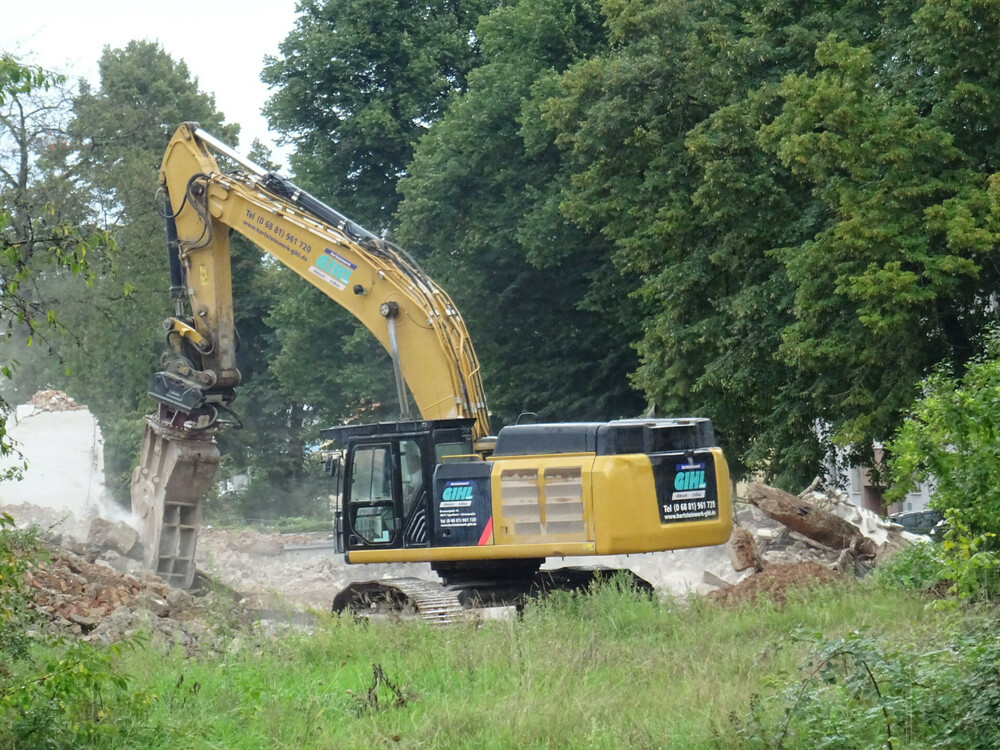 cat 349 e l.jpg