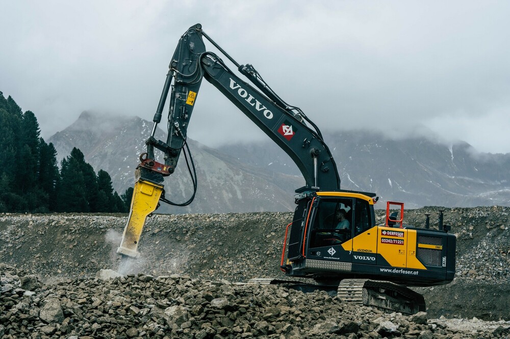 VolvoCE_Kuehtai_Project11.jpg