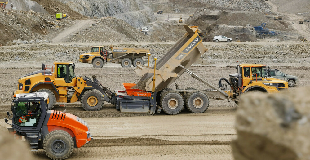 VolvoCE_Kuehtai_Project4_web.jpg