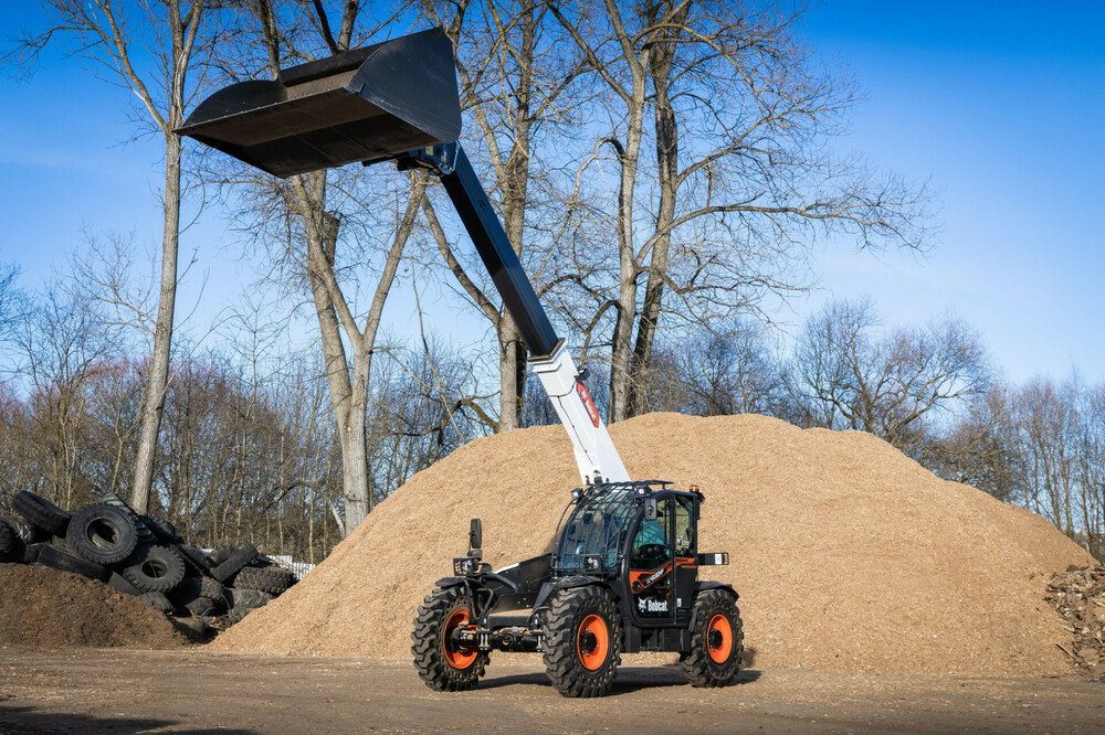 Bobcat Waste Expert Telehandlers (1).jpg