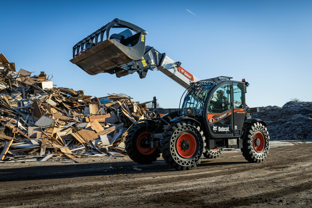 Bobcat Waste Expert Telehandlers (11).jpg