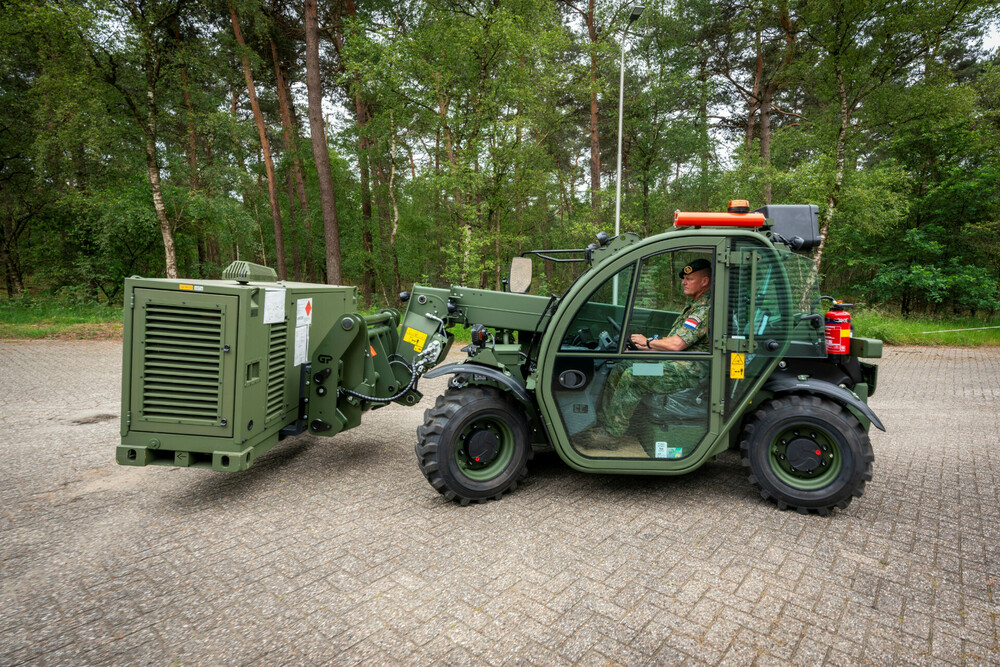 Bobcat  TL25.60 telehandler (2).jpg