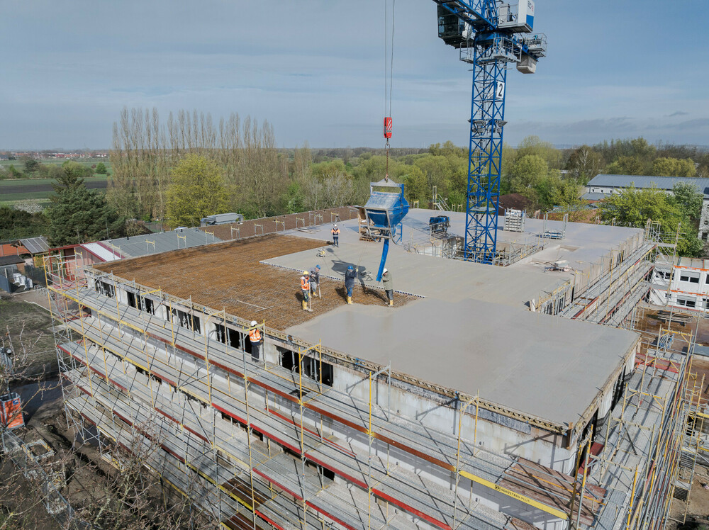 PM Heidelberg Materials Schulbau Hamburg R-Beton OnSite App_01.jpg