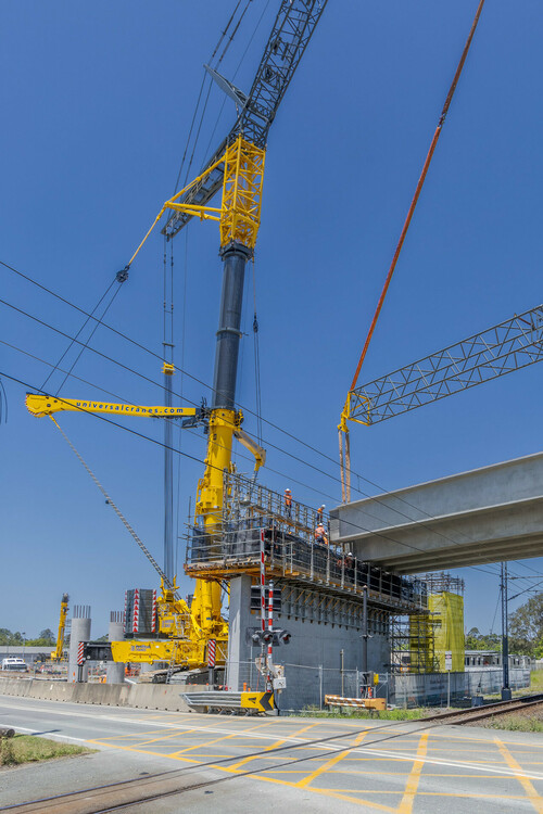 liebherr-ltr-11200-universal-cranes-4_300dpi.jpg